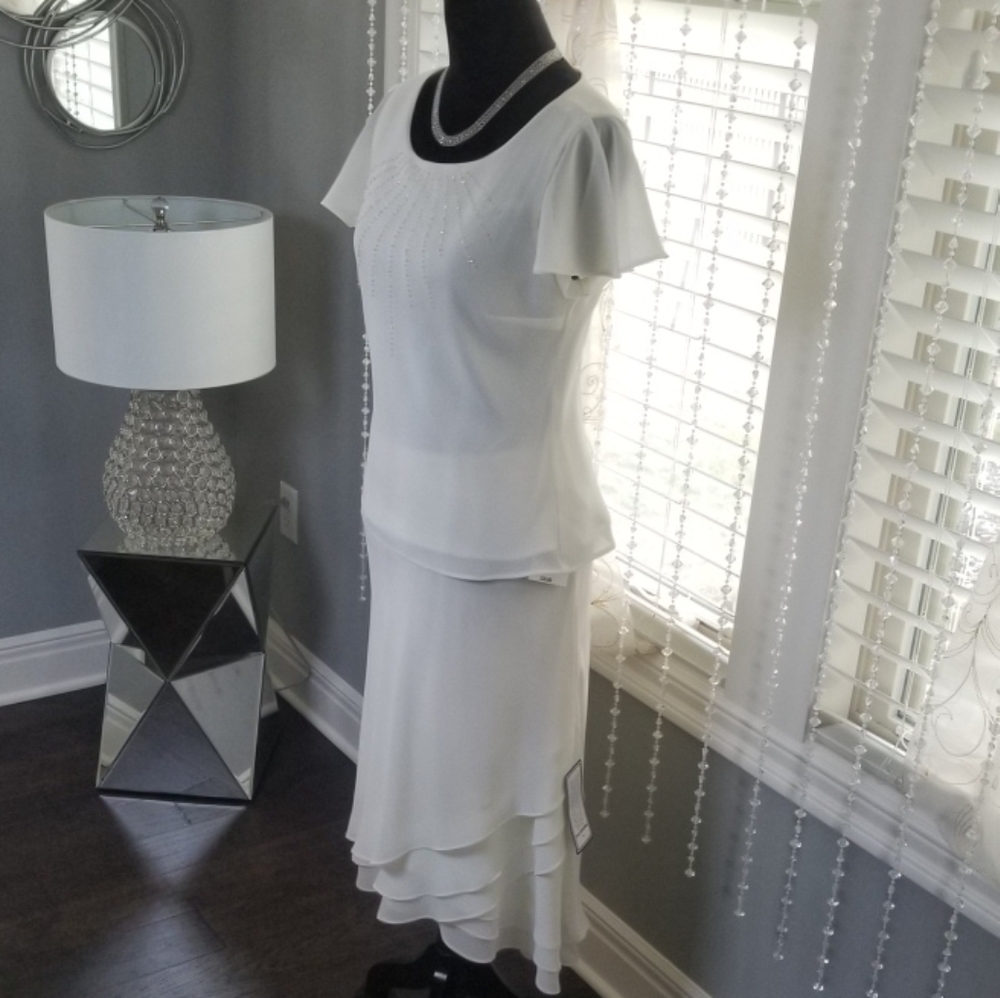 METAPHOR NWT Size Small | Elegant 2-Piece | Short Sleeve Eggshell Dress Set